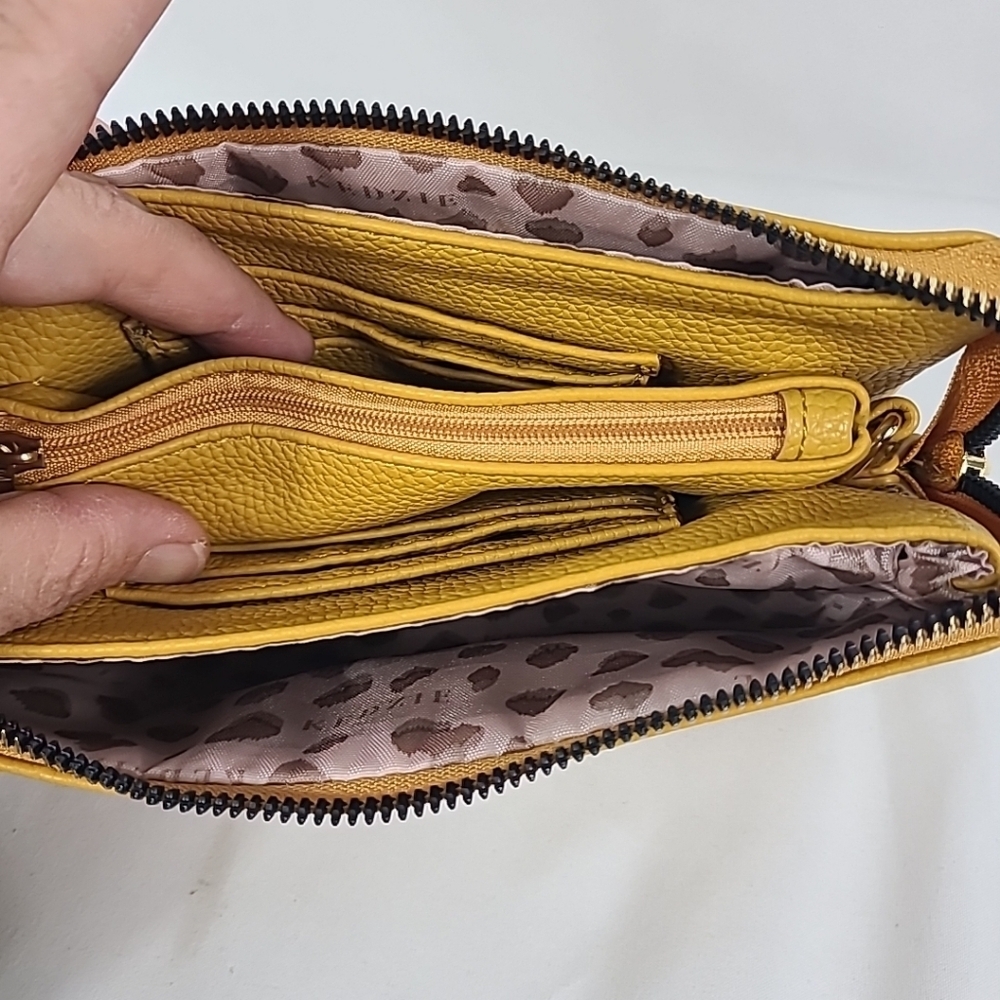 NEW Kedzie Eclipse Convertible Wallet Crossbody Golden Yellow - Picture 8 of 10